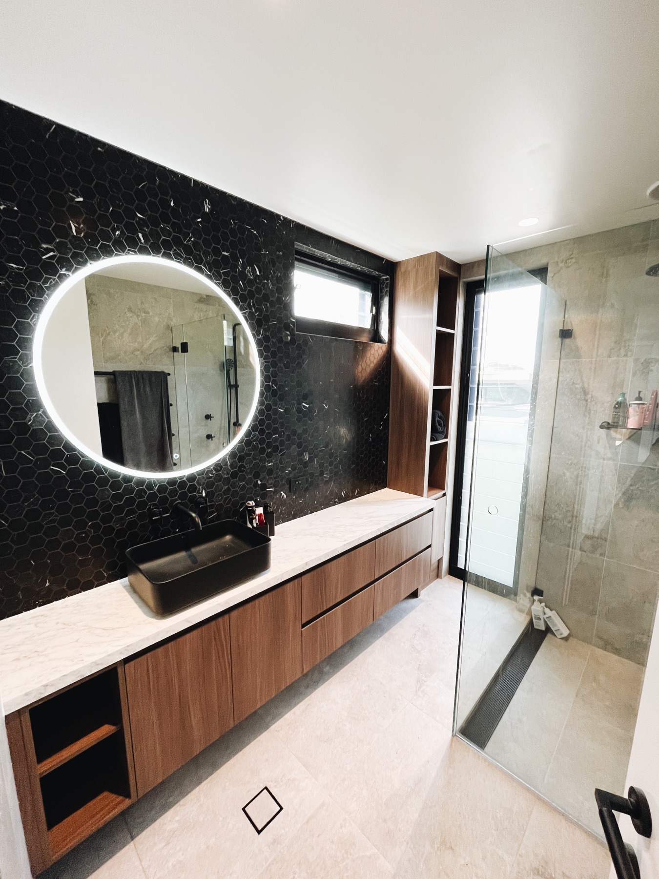 Bathroom detail