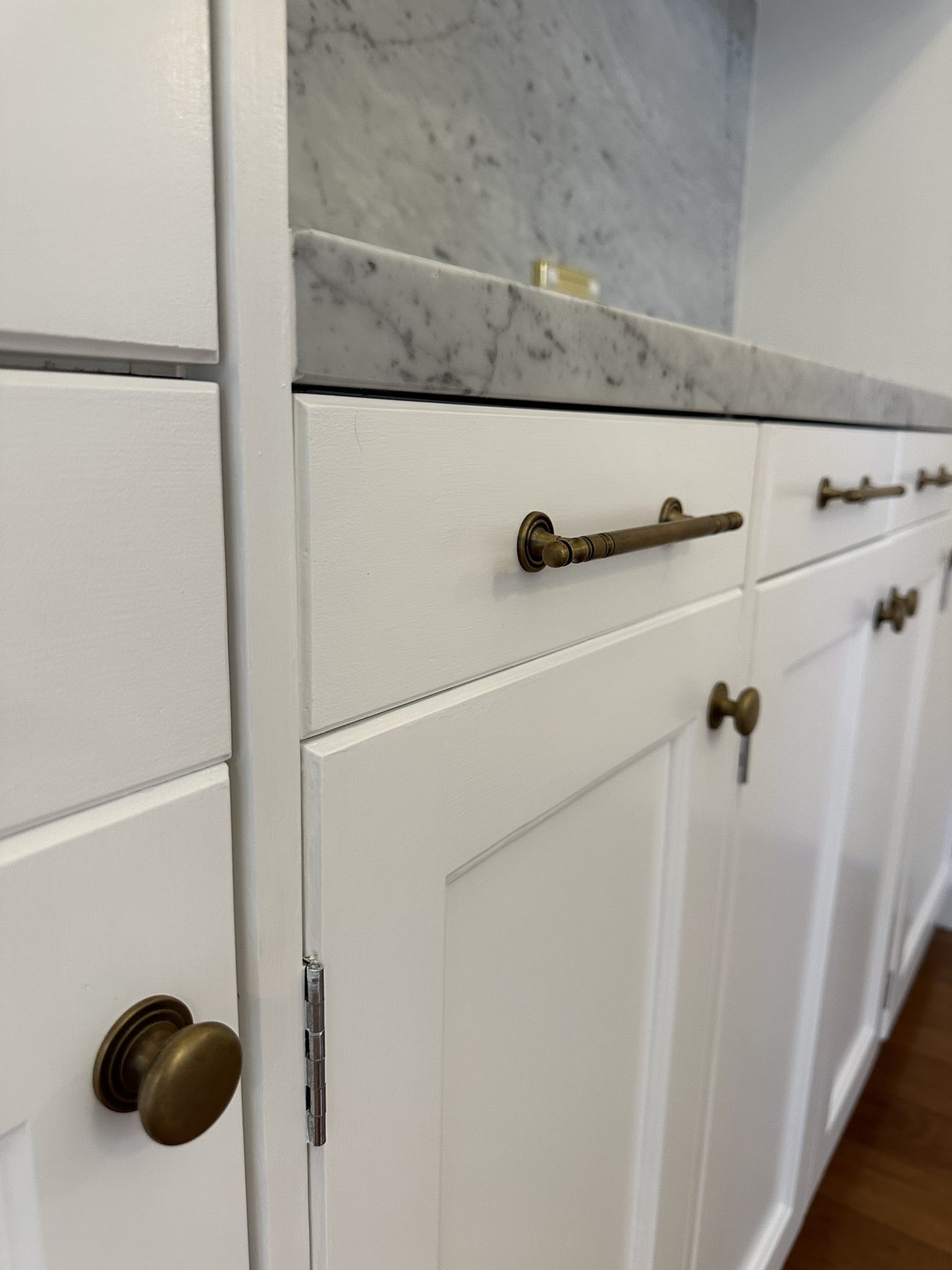 Drawer and hardware detail