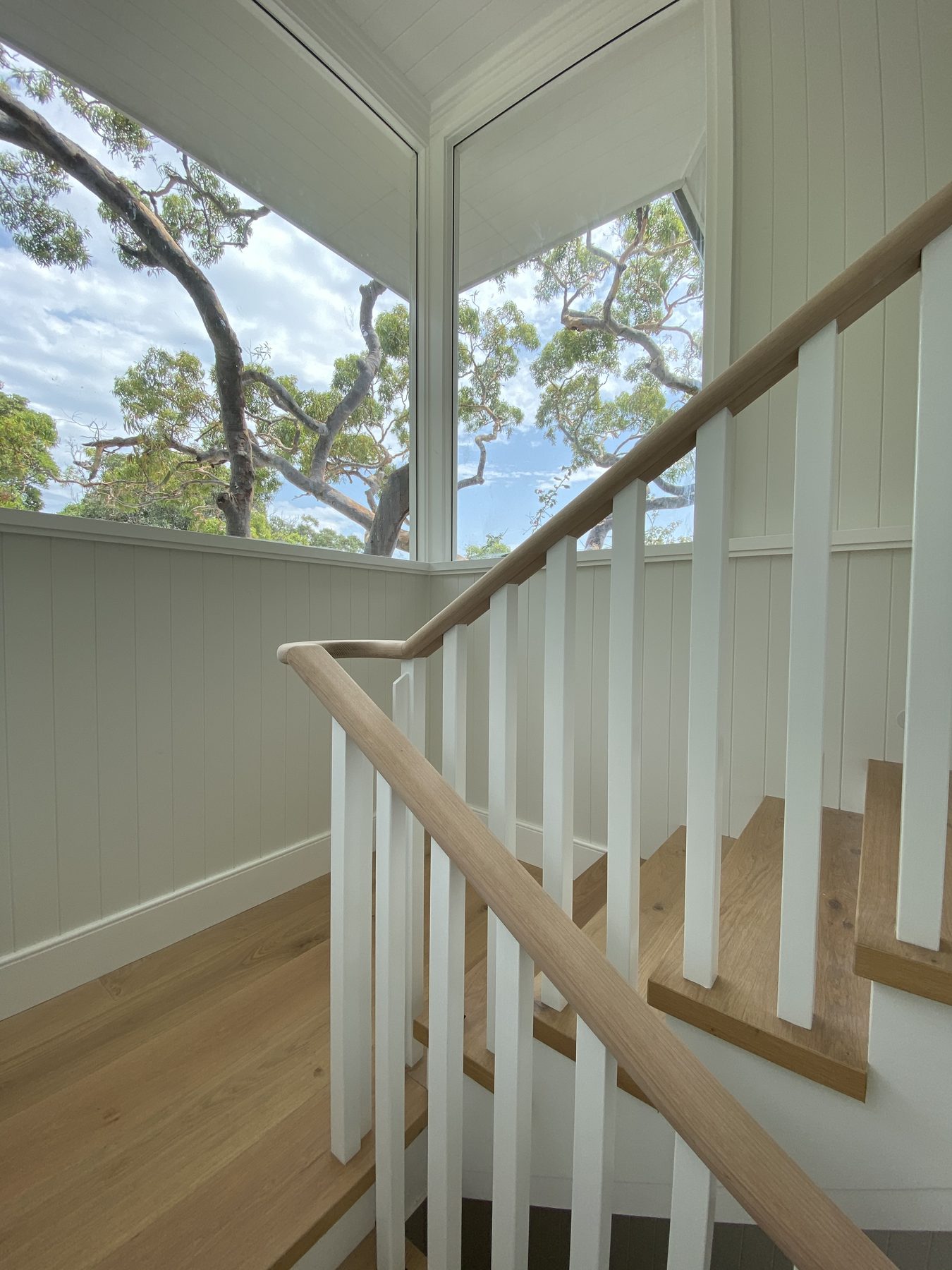 Stair and balustrade finish